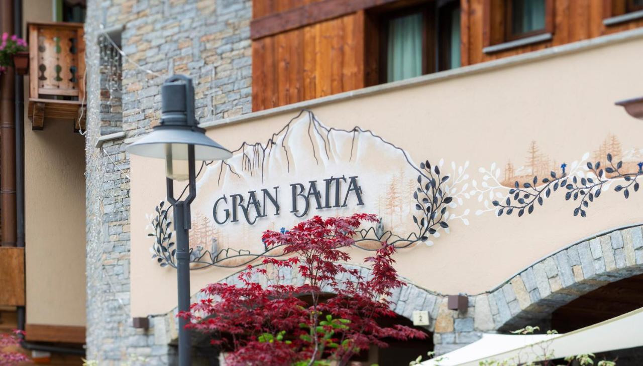 Gran Baita Hotel & Wellness 쿠르마예 외부 사진